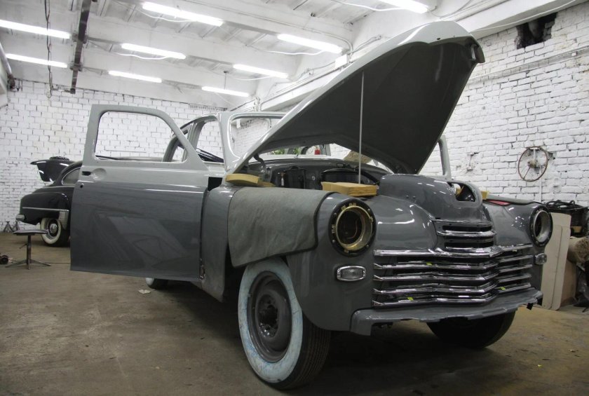 Автомобиль ГАЗ м20 победа