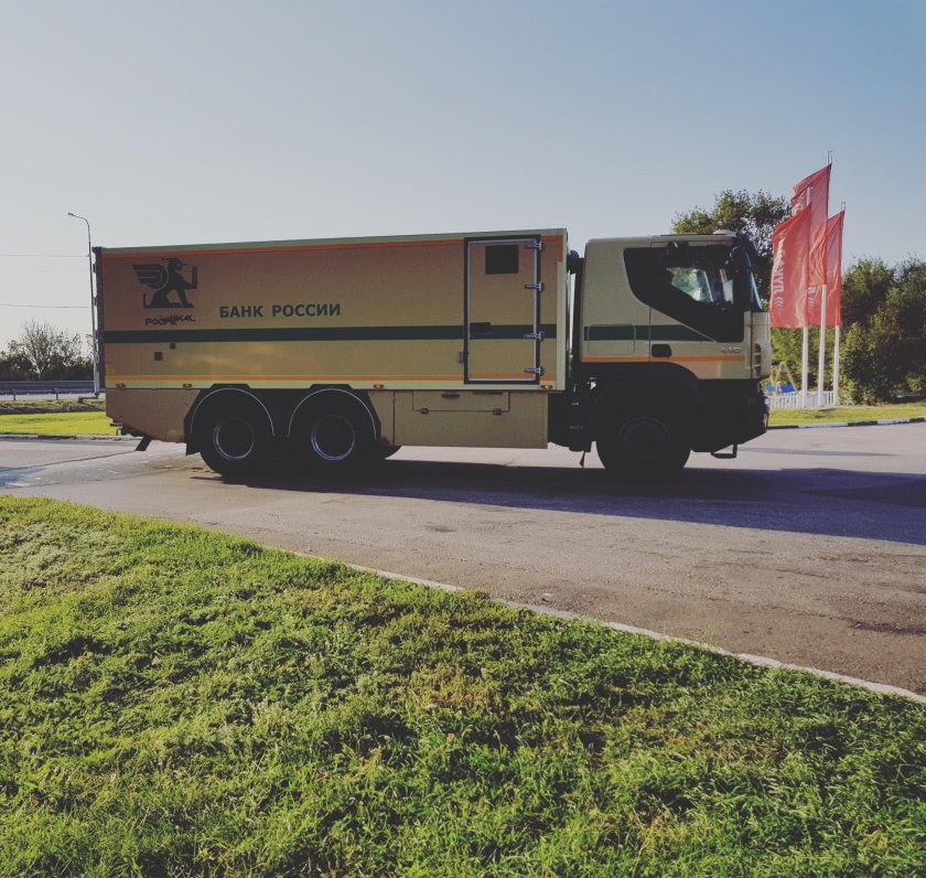 Инкассаторская машина РОСИНКАС
