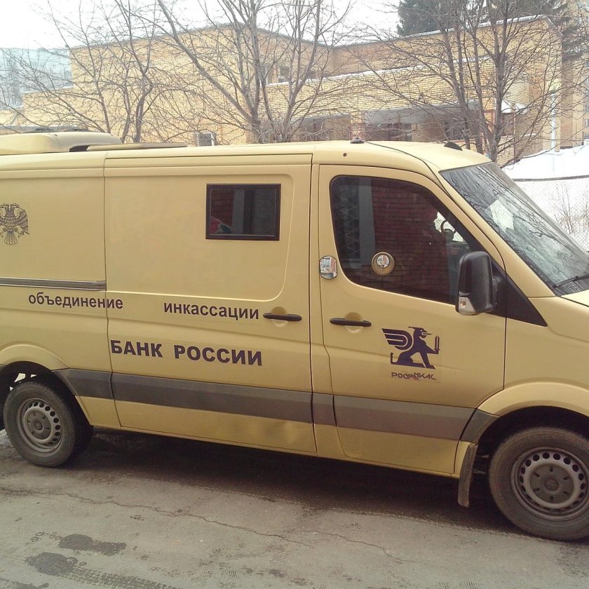 Volkswagen Caddy инкассатор