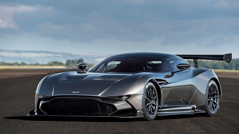 Aston Martin Vulcan фото
