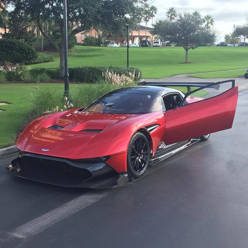 Aston Martin Vulcan