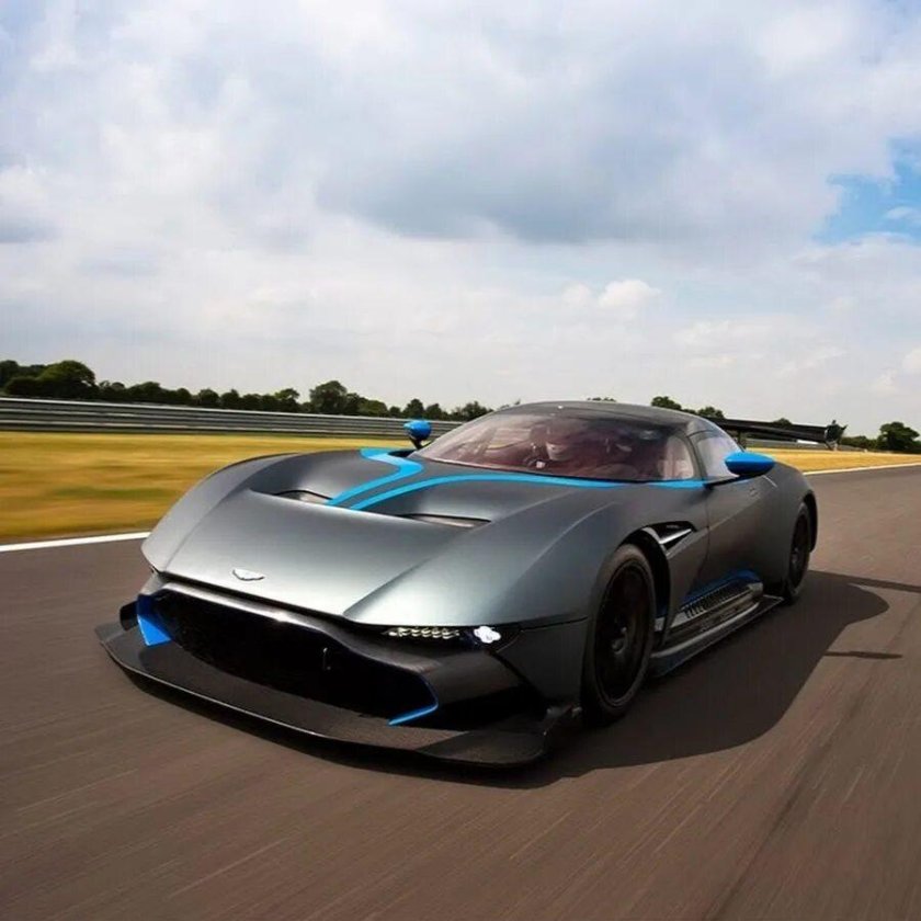 Aston martin vulcan 2016 hypercar