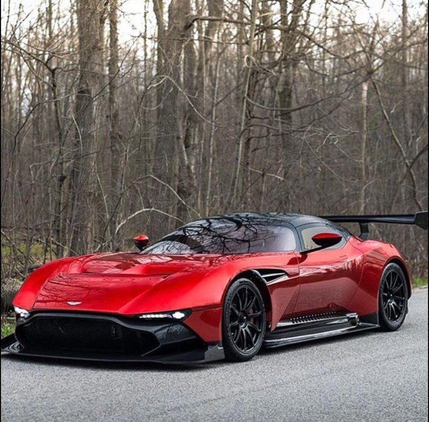 2016 Aston Martin Vulcan