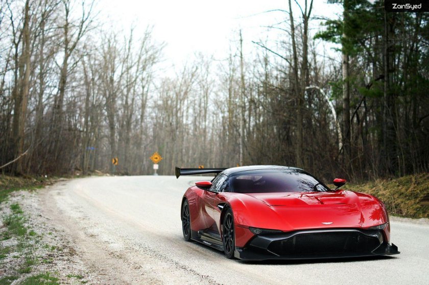 Aston martin vulcan