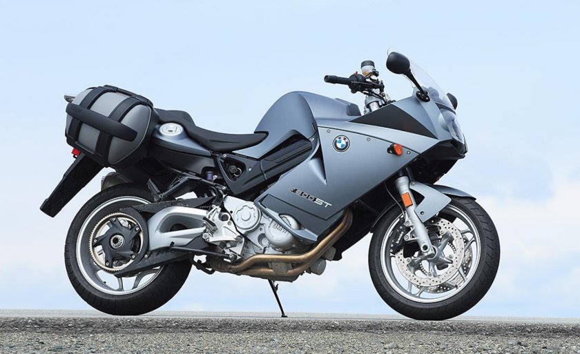 BMW f800st