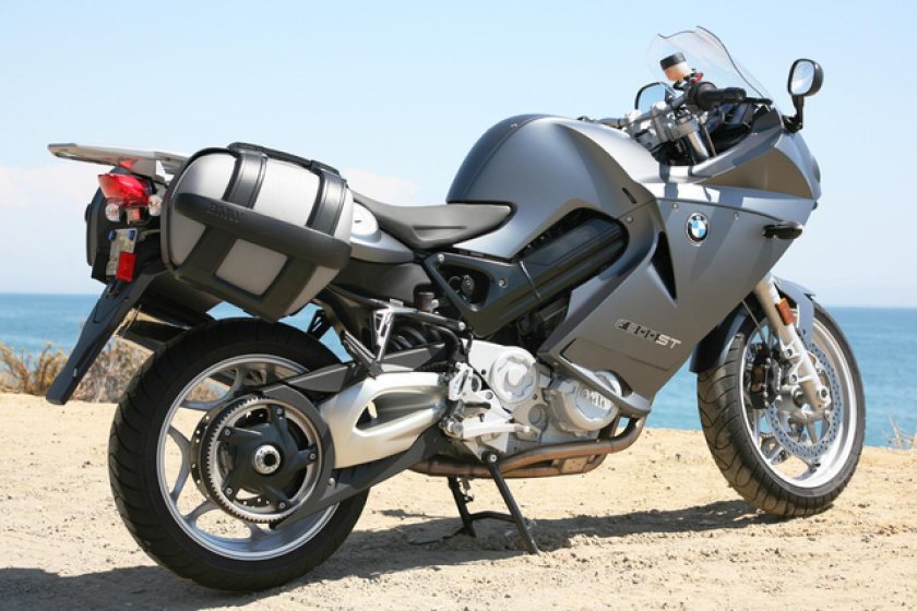 BMW f800st