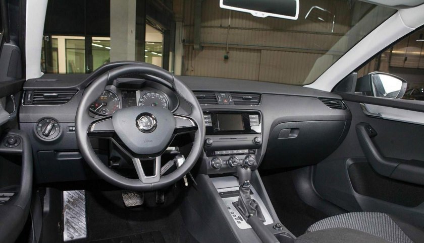 Шкода Октавия а7 салон