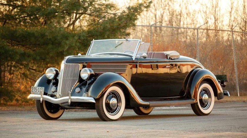 Ford v8 Deluxe Roadster