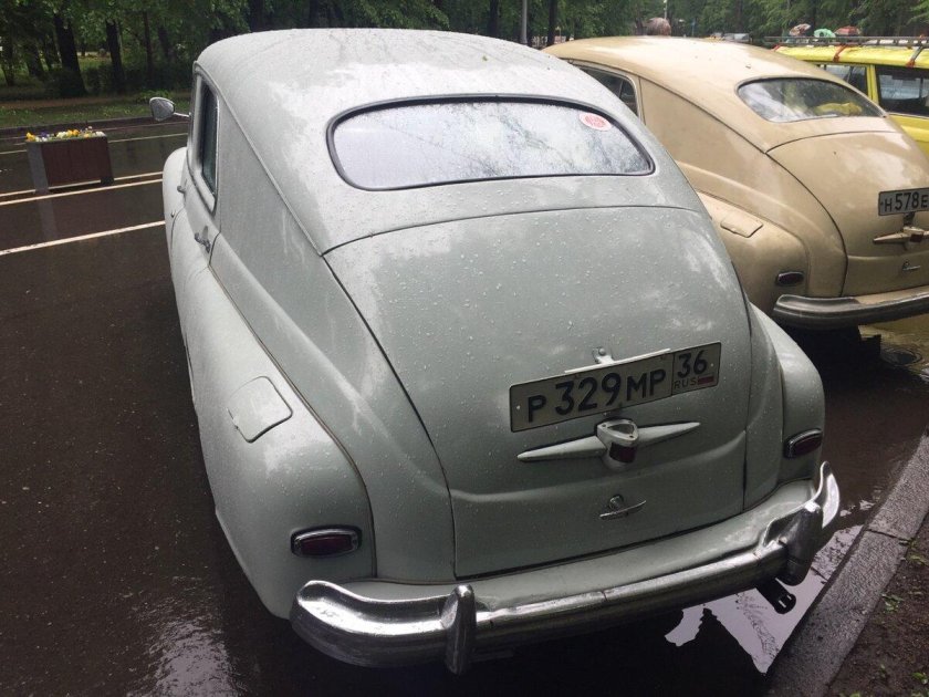 Автомобиль газ м 20 победа