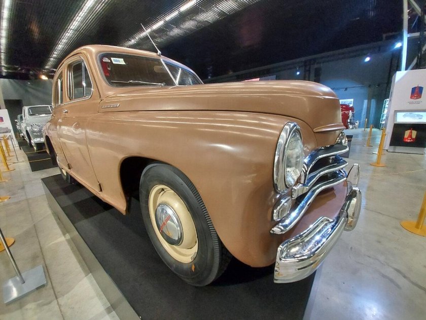 Автомобиль газ м 20 победа