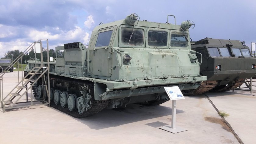 Транспортёр-тягач МТ-Т-429 Эней