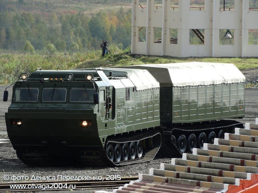 Двухзвенный гусеничный Транспортер ДТ-30пмн