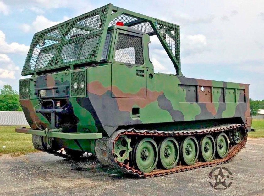 M548a1 tracked Cargo Carrier