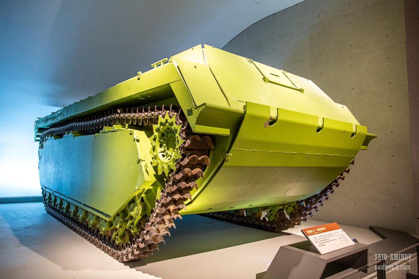 Машина танк