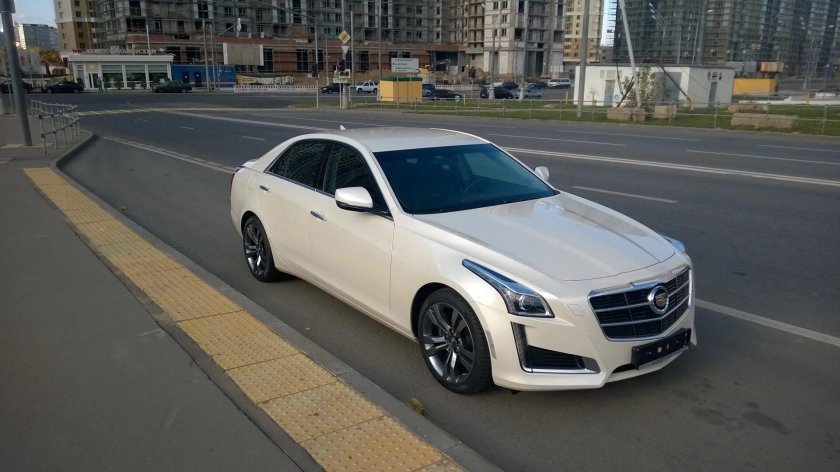 Cadillac CTS 3