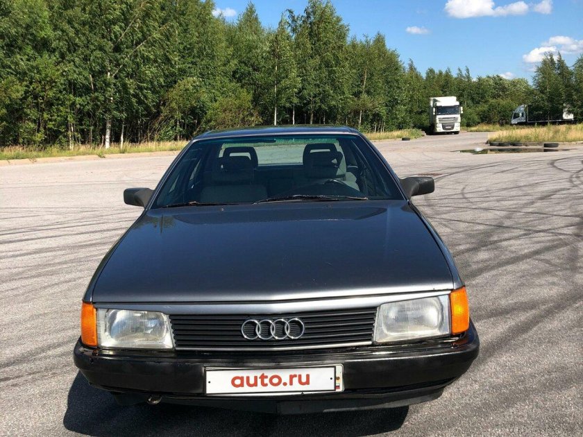Audi 100 iii