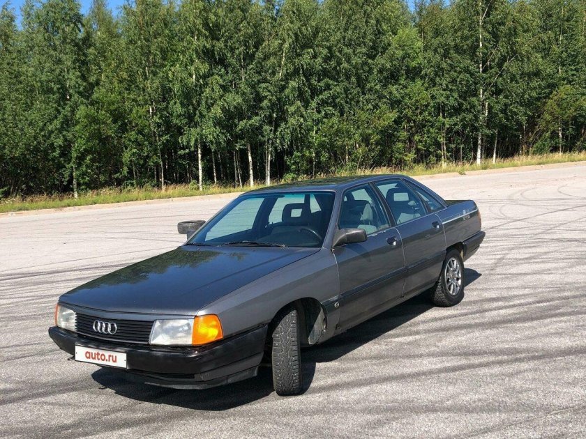 Ауди 100 1983