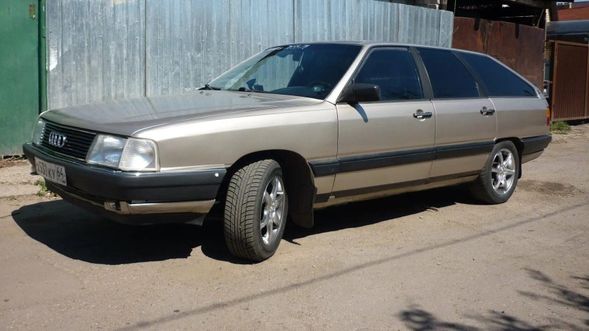 Ауди 100 сигара универсал