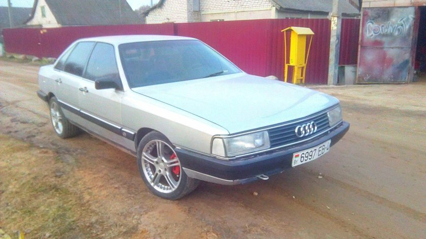 Ауди сигара 80