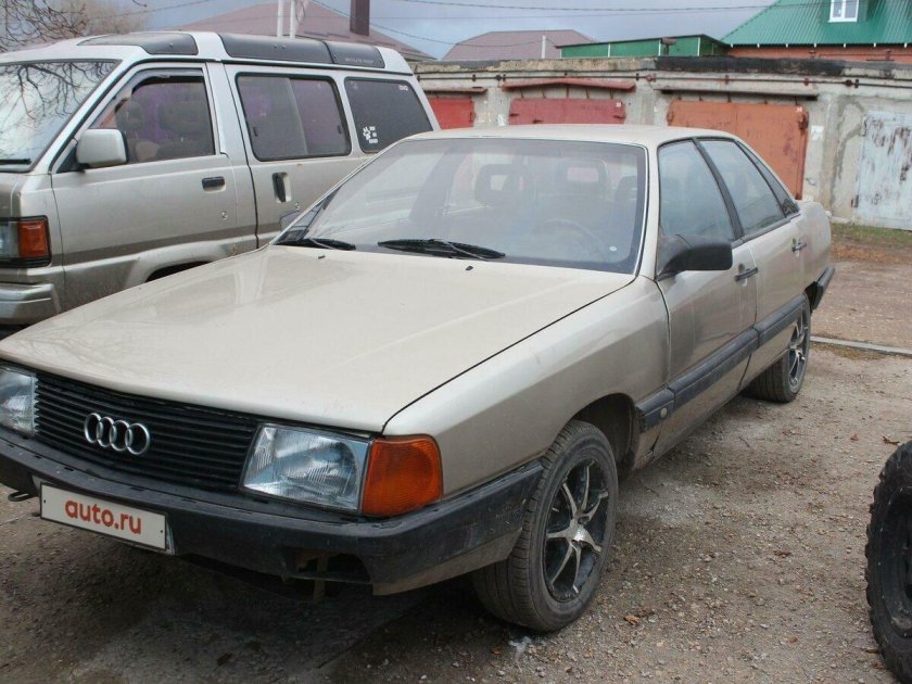 Ауди 100 1984 по 1990