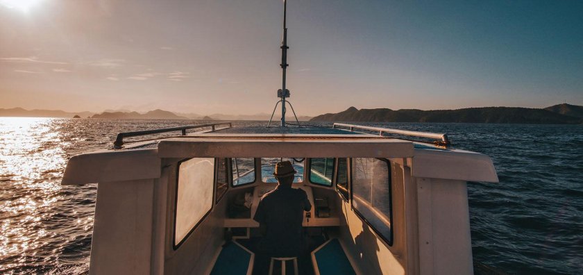 Высота яхты над водой