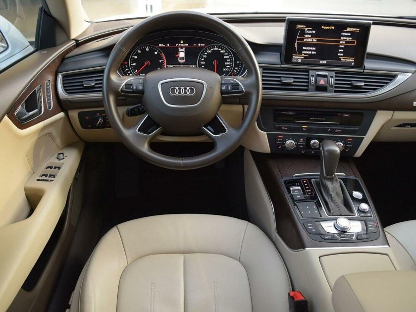 Audi a7 i (4g)