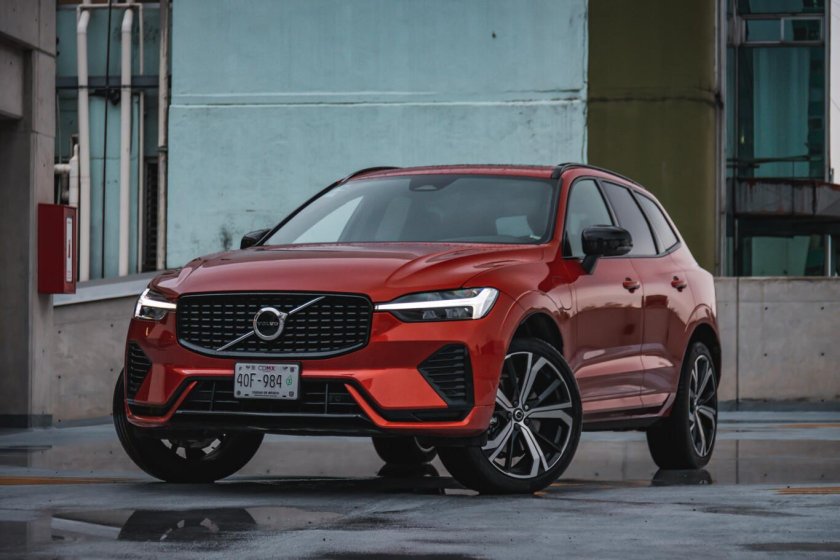 Вольво xc60 2022