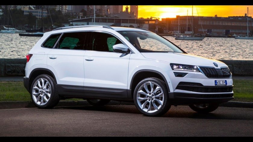 Skoda Karoq белый