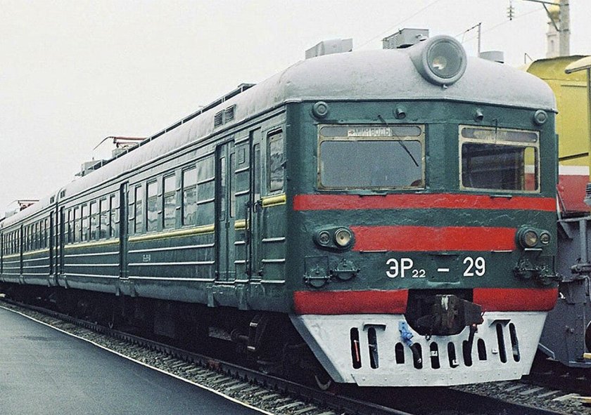 Эр22 электропоезд кабина