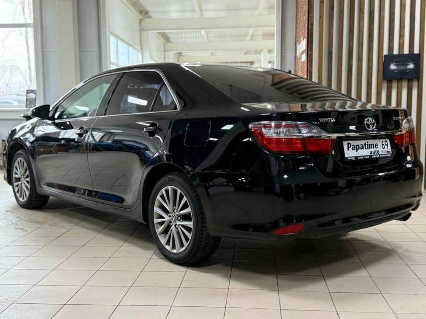 Toyota camry vii