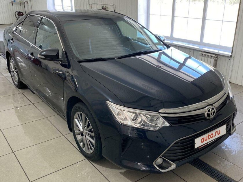Toyota Camry Grey