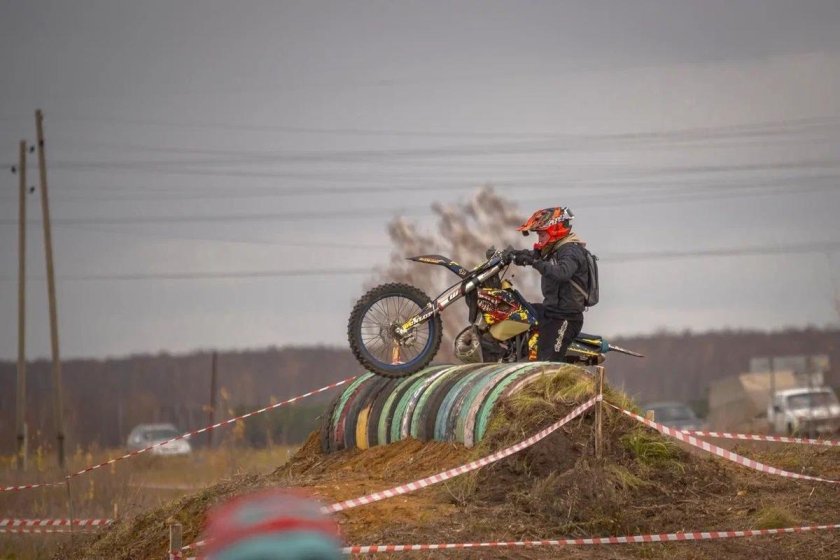 Эндуро стадион