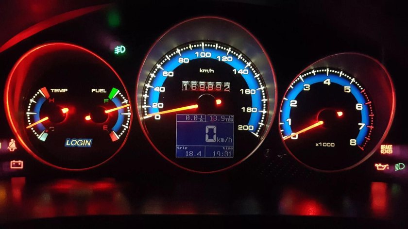 Приборная доска на Шевроле Ланос