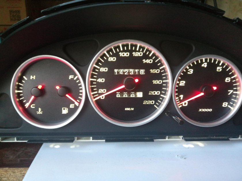 Приборная панель Ланос с тахометром