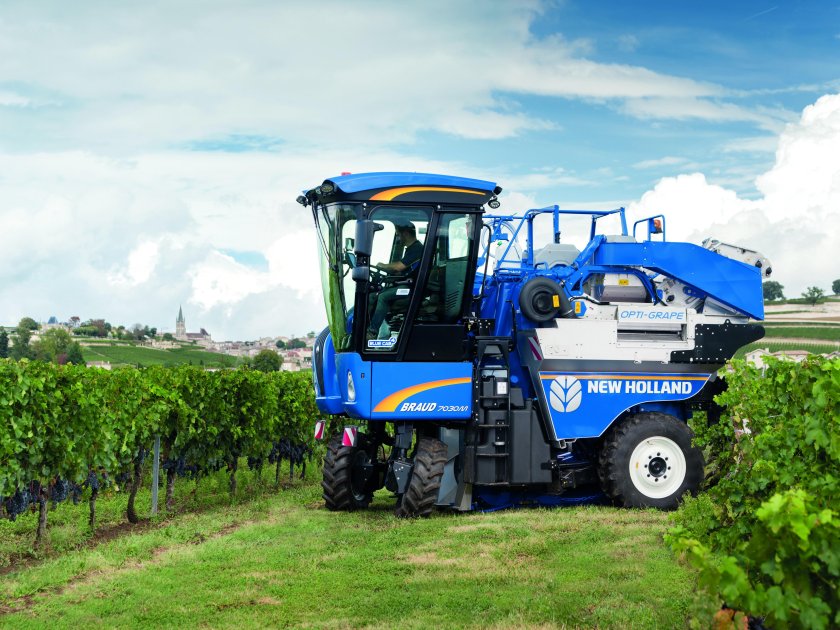 Новый комбайн Нью Холланд