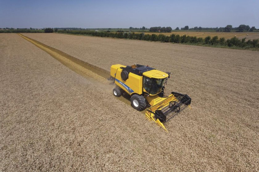 New Holland TC 5.90