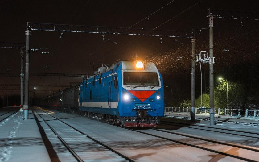 Поезд эп 1 м