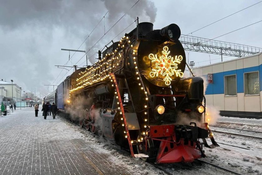 Новогодние поезда