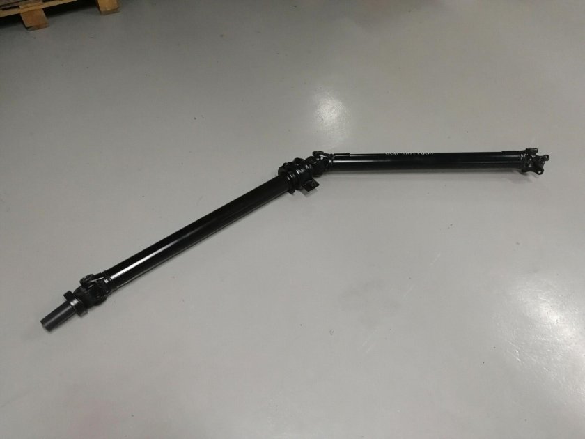 Карданный вал в сборе