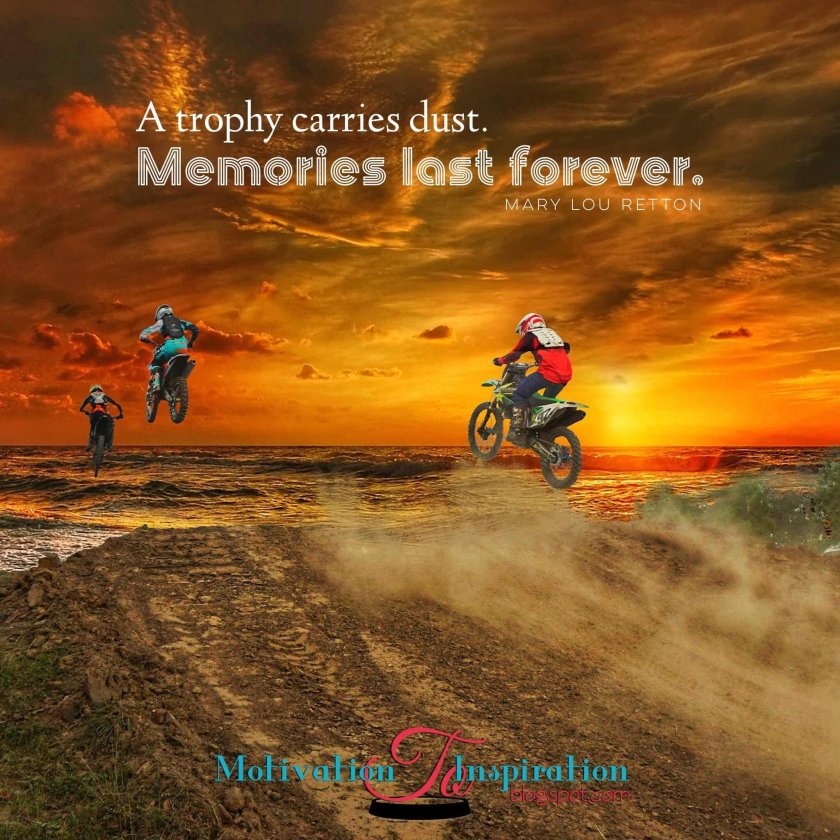 Мотокросс на закате