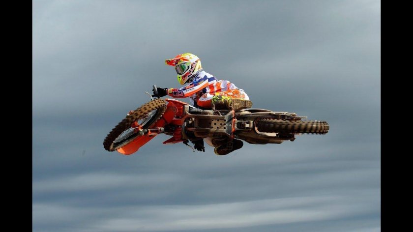 Антонио Кайроли мотокросс