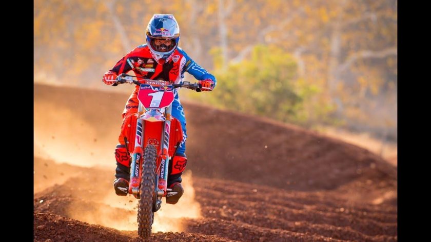 Dirt bike motocross