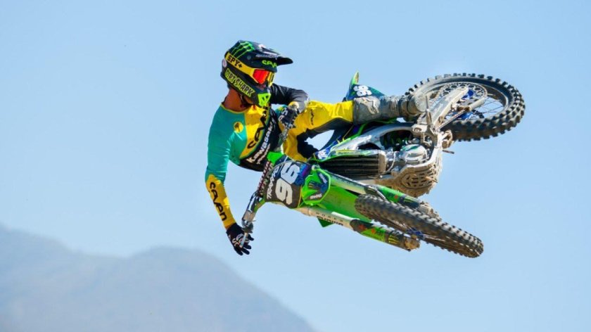 Мотокросс Аксель