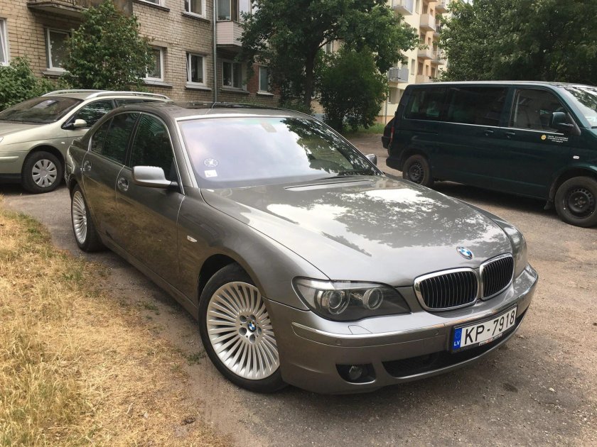 BMW 7 2007
