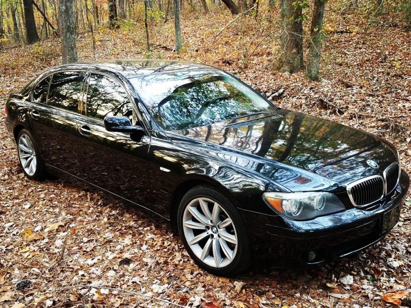 BMW 750 2007