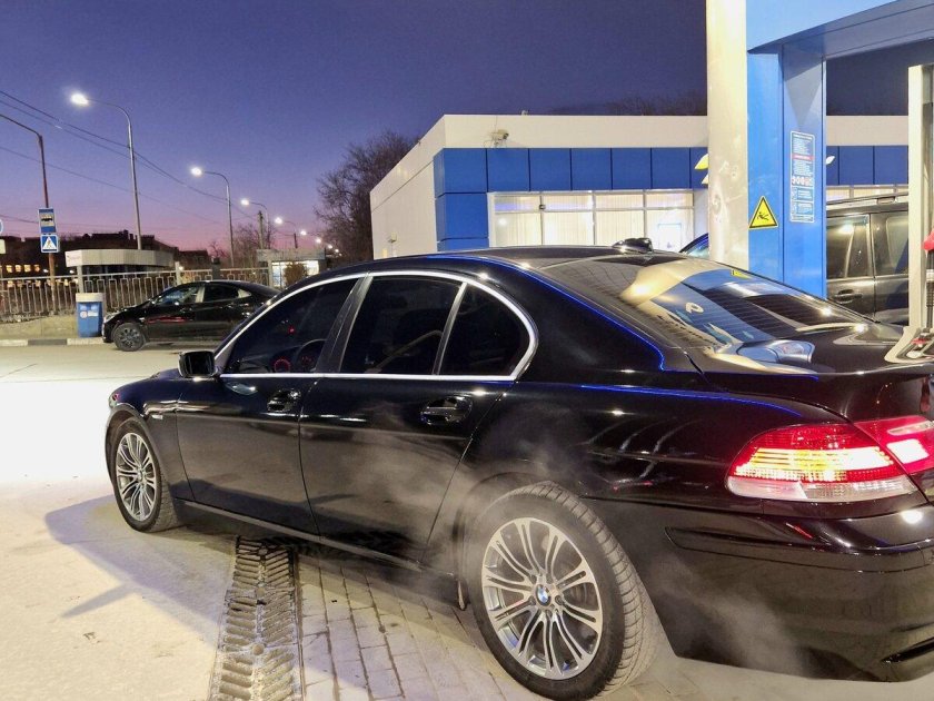 Бмв 7 серии 2002