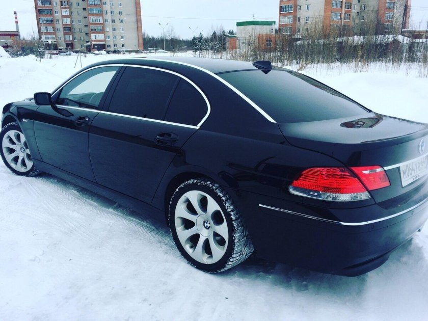 Бмв 7 серии 2003