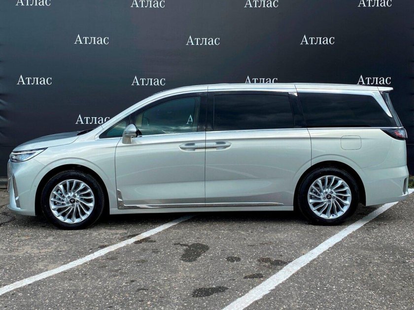 Линкольн минивэн 2022