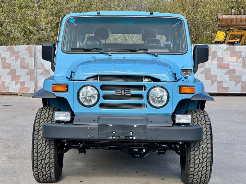 Китайский внедорожник 212