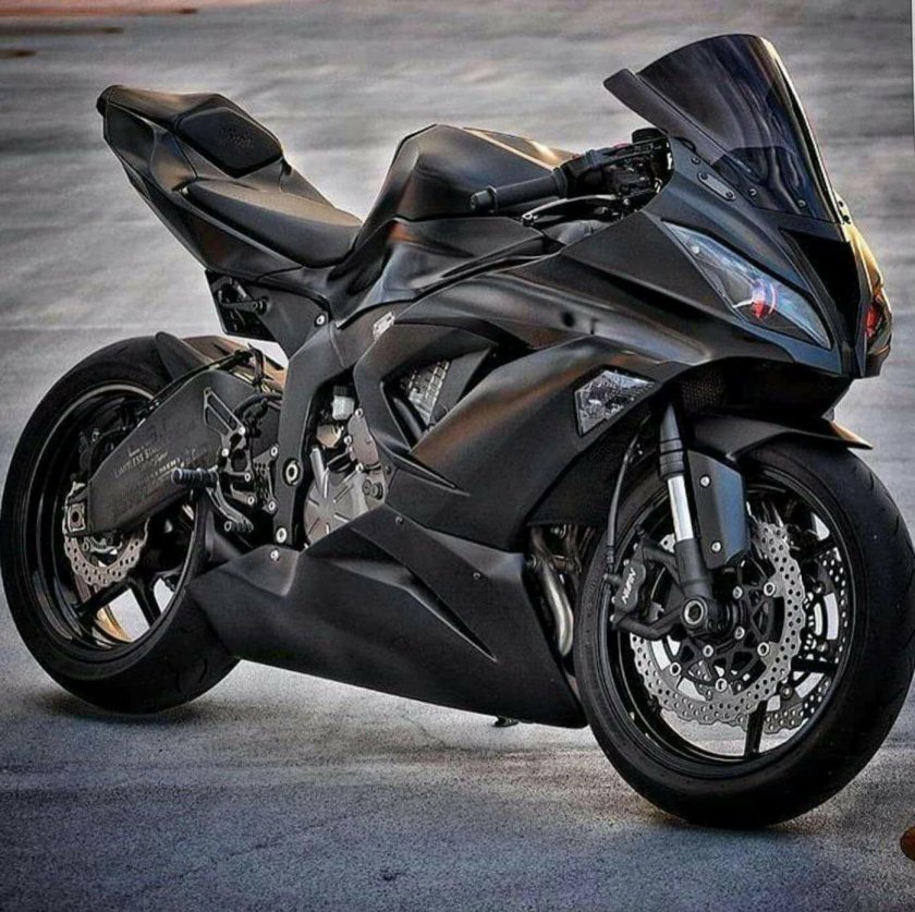 Спортбайк Ямаха Кавасаки